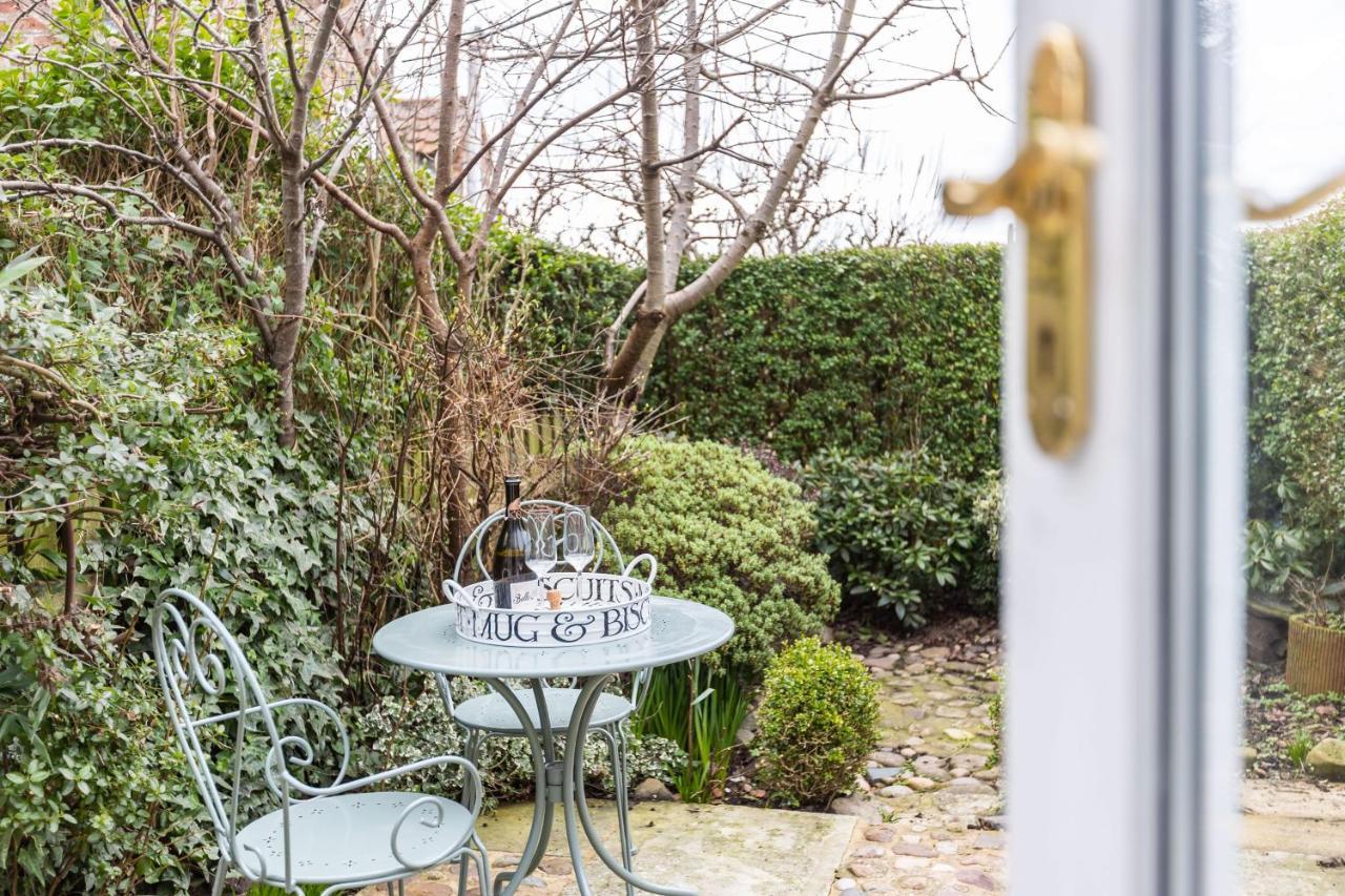 Quaint Cottage In The Heart Of North Yorkshire Village - Pet Friendly Free Stillington Exterior foto